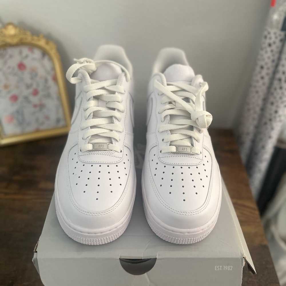 Nike Air Force 1 ’07 Low Triple White Men’s 10